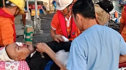 Cứu một thủy thủ người Philippines gặp nạn trên biển