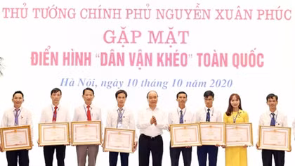 Dân vận là nói cho dân hiểu, làm cho dân tin