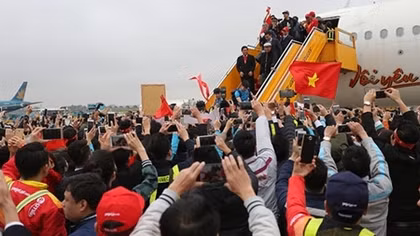 Từ "biển lớn" về "ao nhỏ"