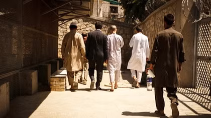 Nỗ lực “hồi sinh” những đứa trẻ đánh bom ở Afghanistan