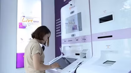 TPBank dẫn đầu cuộc chơi với Ngân hàng tự động 24/7 Livebank