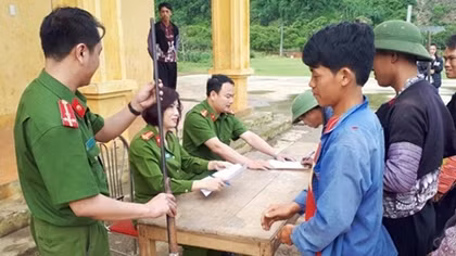 Chuyện thu hồi “vũ khí nóng” ở Mộc Châu