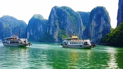 Tạm dừng hoạt động tham quan vịnh Hạ Long