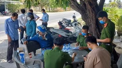 Công an Quảng Ngãi thần tốc điều tra, truy vết theo dấu dịch