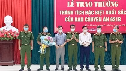 Đường dây cá độ bóng đá qua trang mạng Viva88.net bị triệt phá 