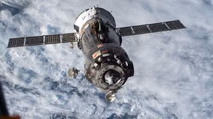 Chống thảm họa trên ISS của các phi hành gia vũ trụ