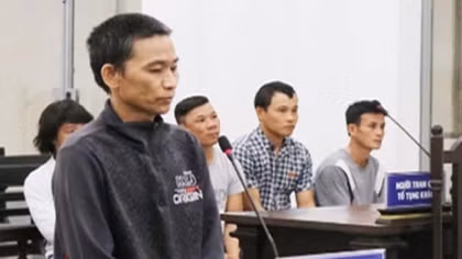 Tuyên phạt bị cáo Phan Văn Bình 14 năm tù về “Tội hoạt động nhằm lật đổ chính quyền nhân dân”