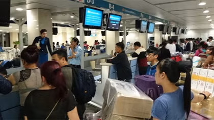 Không có hiện tượng “sốt” vé máy bay dịp cao điểm