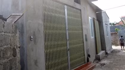 “Vô tư” xây nhà trên đất của người khác