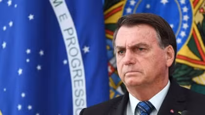 Cơn khủng hoảng trầm trọng của ông Bolsonaro
