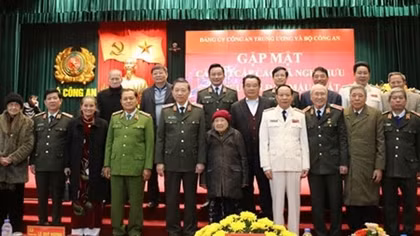 Bộ Công an gặp mặt cán bộ Công an cấp cao đã nghỉ hưu