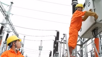 Hoá đơn tiền điện tăng “sốc”, EVN nói gì?