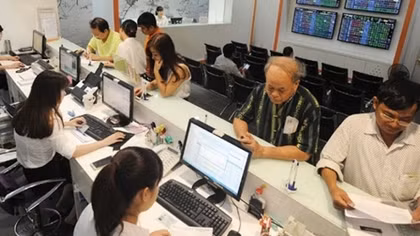 Mạnh tay xử phạt vi phạm chứng khoán