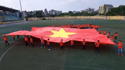 Hàng trăm nghệ sĩ cùng cựu chiến binh tham gia MV vì biển đảo