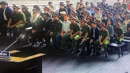 Ngày đầu xét xử 92 bị cáo trong đường dây đánh bạc hàng nghìn tỷ đồng trên mạng
