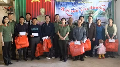 Cục Công nghệ thông tin mang yêu thương đến với người nghèo tại Bắc Kạn
