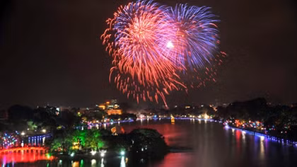 Xã hội hóa kinh phí bắn pháo hoa chào đón năm mới 2017