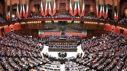 Italy cắt giảm nghị sĩ Quốc hội