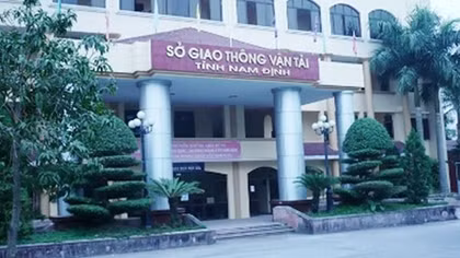 Truy tố kế toán, thủ quỹ Sở GTVT Nam Định tham ô gần 1 tỷ đồng