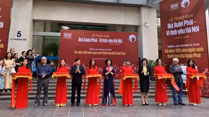 Tôn vinh nhiều công trình, tác phẩm cống hiến lớn cho Thủ đô