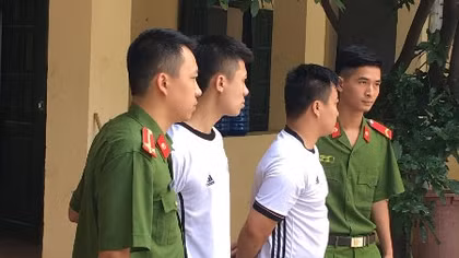 Cầm đầu đường dây cá độ mùa Euro trong lúc chờ xử tội đánh bạc
