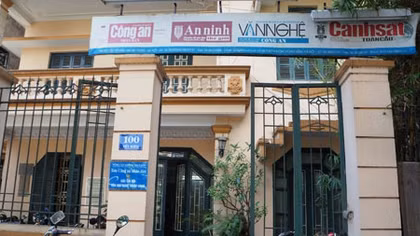 Nhà 100 Yết Kiêu và những buổi sáng thúc giục