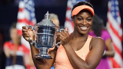 Tân hậu US Open 2017 bén duyên sao sân cỏ