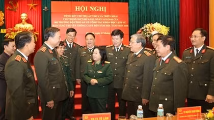 Nâng cao chất lượng, hiệu quả công tác khoa học lịch sử, bảo tàng truyền thống CAND