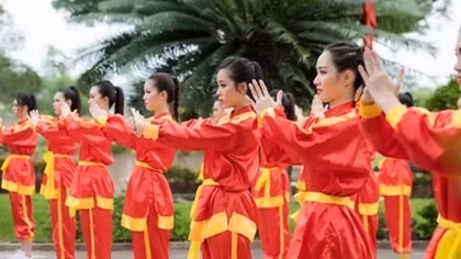 Ngắm các thí sinh hoa hậu Việt Nam “mạnh mẽ” biểu diễn võ cổ truyền dân tộc