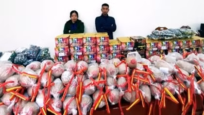 Thu giữ 3,6 tạ pháo trước khi bị tẩu tán