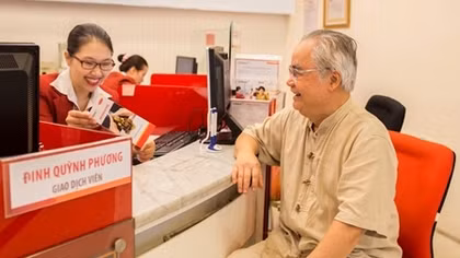 Tuổi càng cao ưu đãi càng lớn khi gửi tiết kiệm tại HDBank