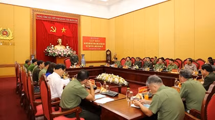 Bộ Công an gặp mặt đại biểu Quốc hội trong CAND