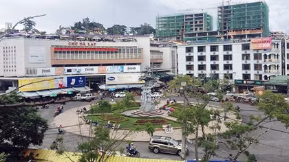 Đà Lạt sắp bị "phá hỏng" do những khối nhà khổng lồ đua nhau mọc lên (?)
