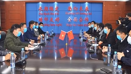 Quảng Ninh hỗ trợ vật tư y tế cho TP Đông Hưng 