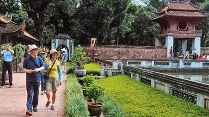 Hà Nội phát triển hệ thống mua sắm, ăn uống đạt chuẩn phục vụ khách du lịch