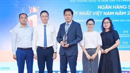 VietinBank hai lần đạt Giải thưởng Ngân hàng SME tốt nhất Việt Nam