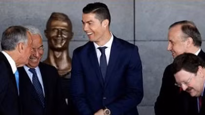 Bồ Đào Nha có sân bay Ronaldo