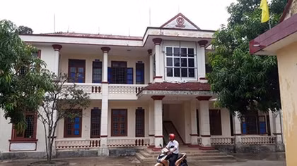 Trộm cạy khóa UBND xã lấy nhiều tài sản 