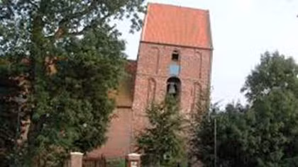 Tháp nghiêng kỷ lục