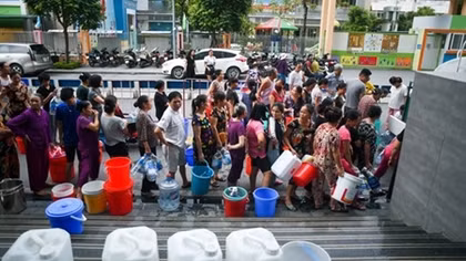 Khổ như người dùng nước sạch sông Đà!