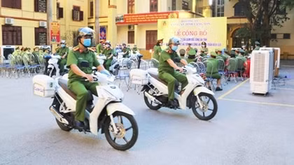 Bàn giao phương tiện cho Công an xã, thị trấn biên giới tỉnh Lạng Sơn