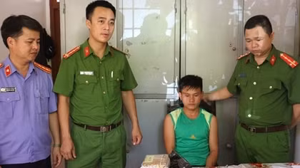 Chặn cung, giảm cầu, giảm tác hại ma túy