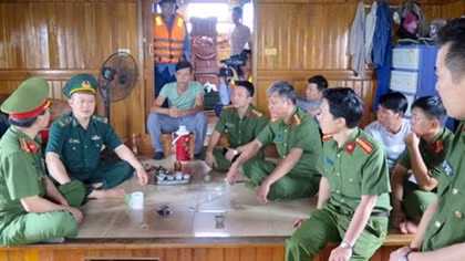 Chống “cát tặc” ở cửa sông, cửa biển