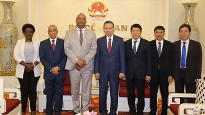 Bộ Công an Việt Nam luôn coi trọng hợp tác phát triển với Angola
