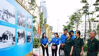 Triển lãm ảnh “Khởi nghĩa Nam Kỳ - Khúc tráng ca sống mãi”