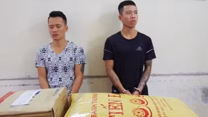 Bắt ngay tại bến đò kẻ vận chuyển 15 kg pháo nổ