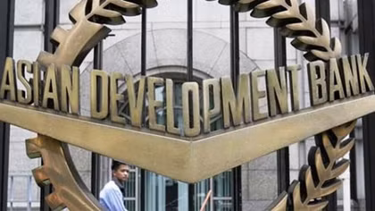 ADB hạ dự báo tăng trưởng của Việt Nam xuống 6%