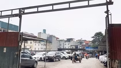 Vi phạm về trông giữ xe trên địa bàn Hà Nội: Chính quyền địa phương có làm ngơ?
