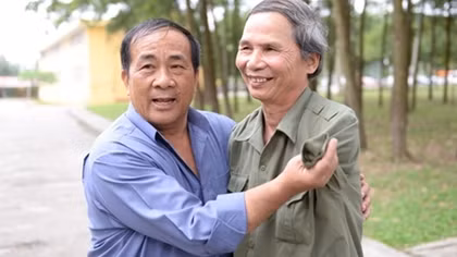 Vệt xích xe tăng đến ngày thống nhất