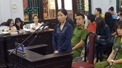 Đề nghị xử phạt nữ y sĩ ở Hưng Yên gây bệnh cho trẻ từ 9-10 năm tù